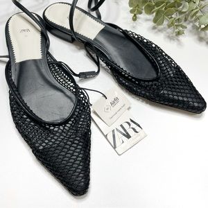 NWOT ZARA • black pointed toe mesh flats